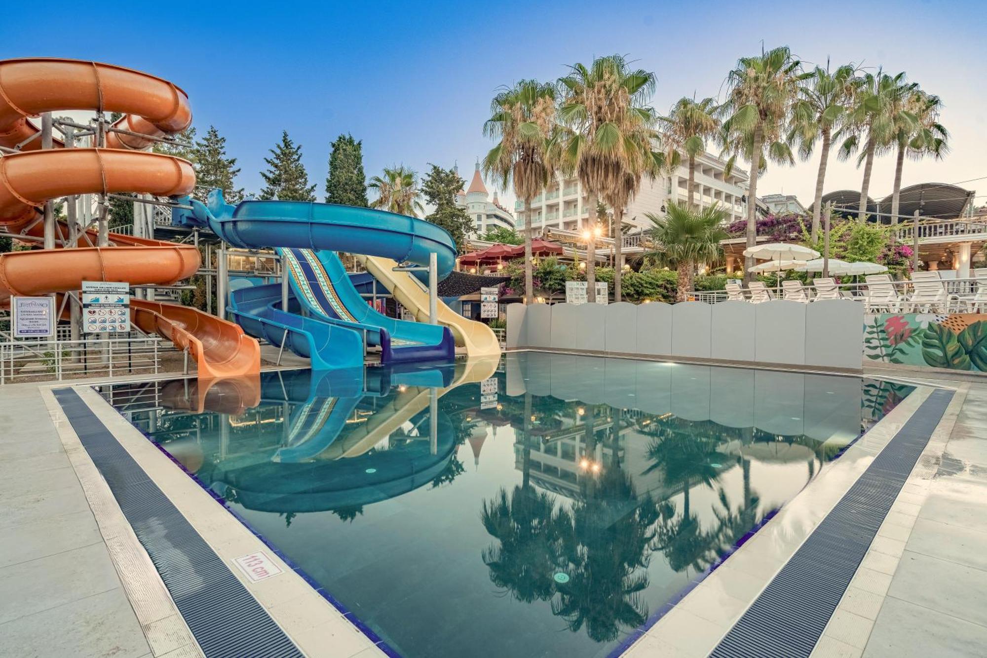 Justiniano Deluxe Resort Okurcalar Eksteriør billede