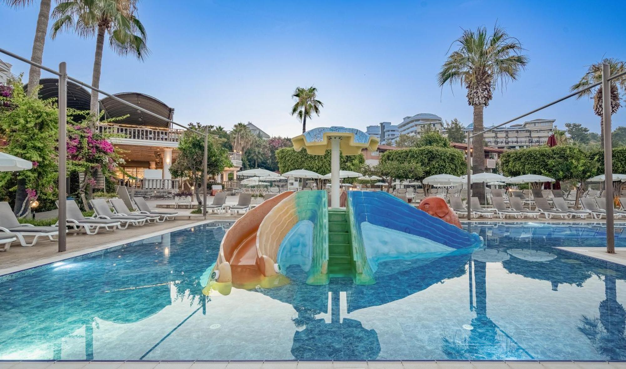Justiniano Deluxe Resort Okurcalar Eksteriør billede